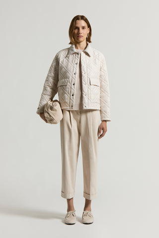 Quilted jacket with sail collar