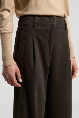 Soft stretch cotton gabardine trousers