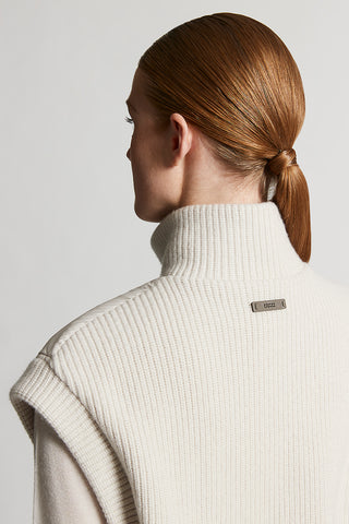 Lurex tricot and down vest