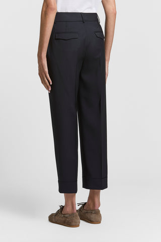 Straight-leg trousers in merino wool