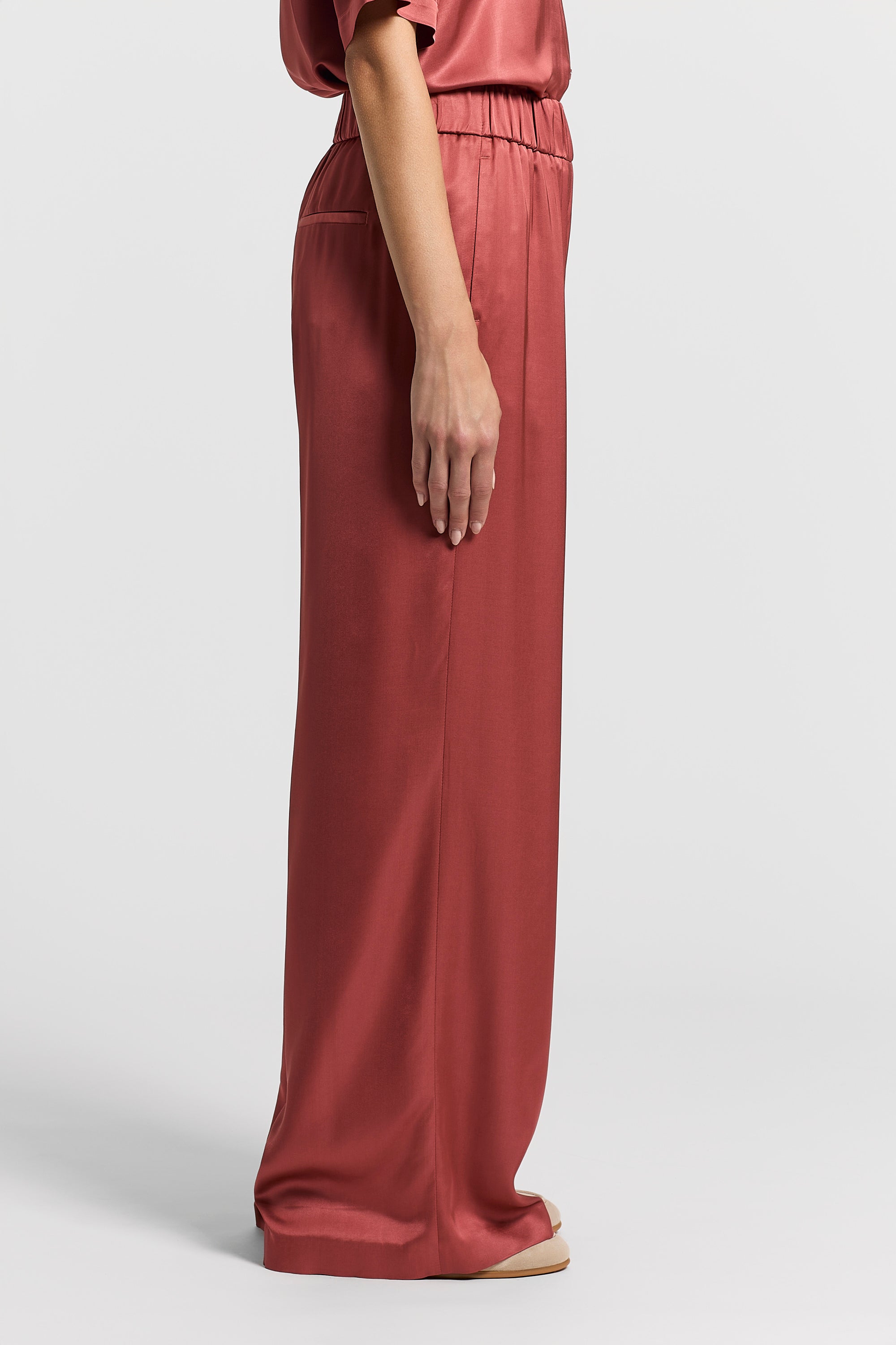 Viscose satin trousers | Peserico