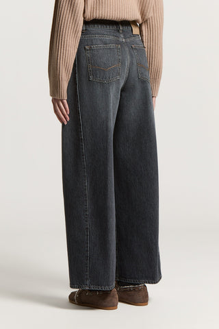 Rigid cotton twill jeans