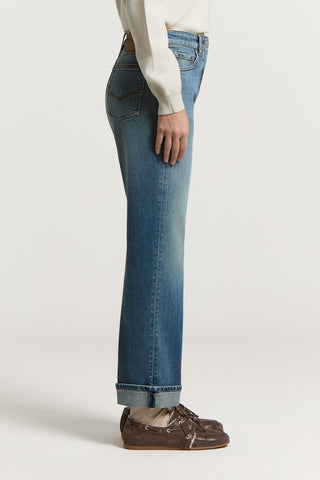 Jean denim bleu ciel en sergé de coton