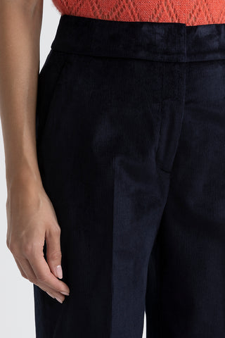 Straight trousers in ultra fine ribbed velvet  