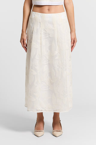 Tulle skirt with embroidery