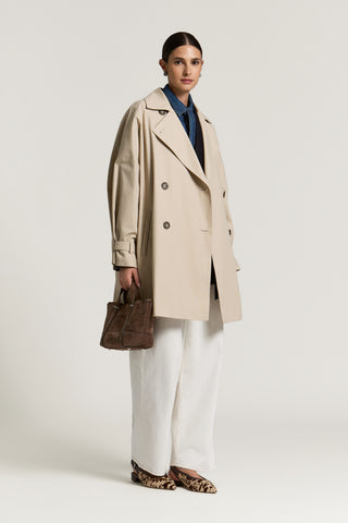 Zweireihiger Trenchcoat aus Twill aus einer Baumwollmischung