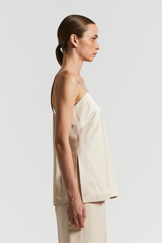 Fluid viscose and linen twill top