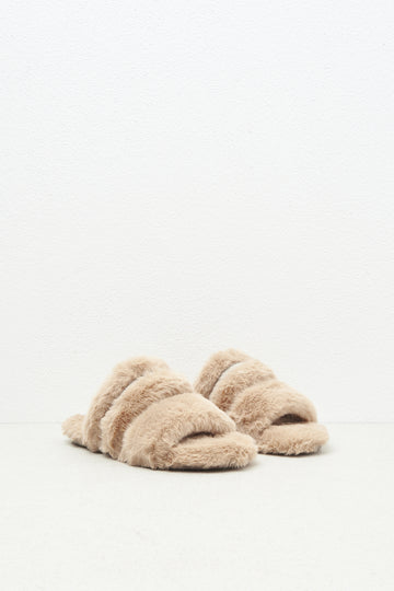 Eco-fur and suede flat sandal  