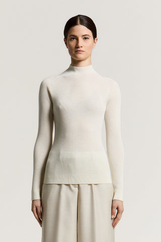 Pullover aus reiner Schurwolle