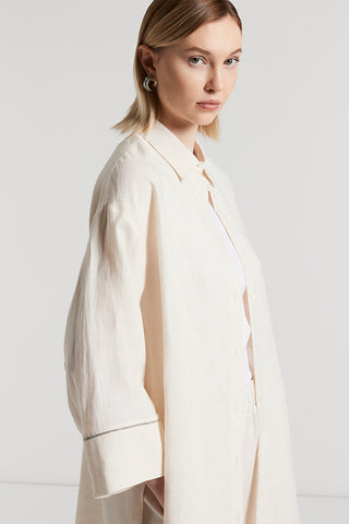 Shirt in fresh, light pure linen