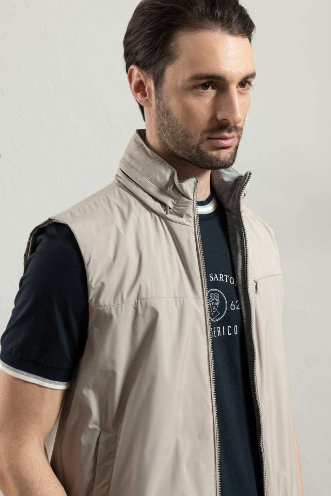 Technical microfibre and jersey reversible gilet  
