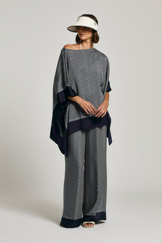 Look Woman 26