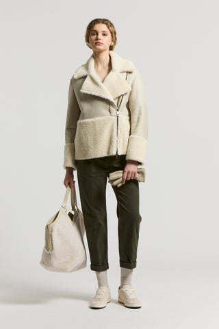 Look Woman 5