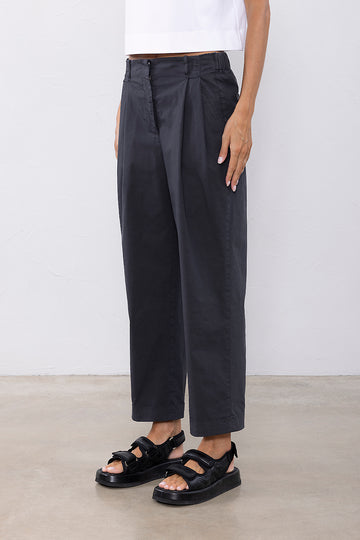 Trousers in light cotton and lyocell blend  