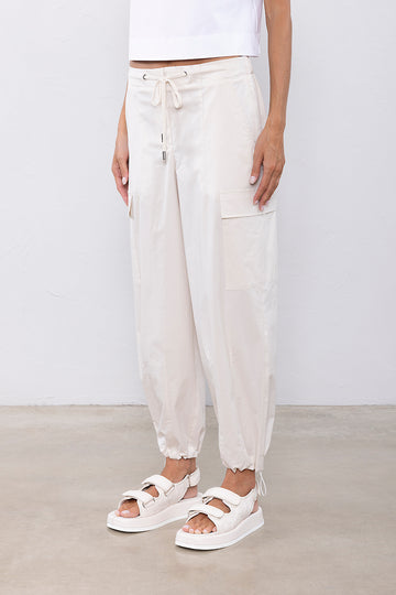 Trousers in light cotton satin  