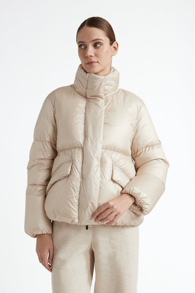 Short goose down jacket  