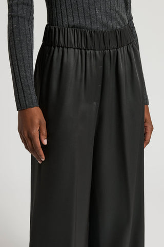 Fluid viscose twill trousers