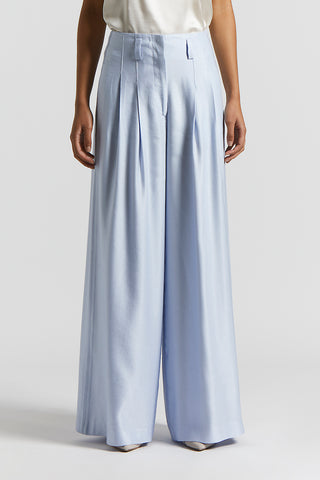 Trousers in light and cool pure linen fabric