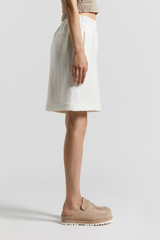 Bermuda shorts in technical linen gabardine