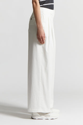 Trousers in lightweight stretch cotton gabardine