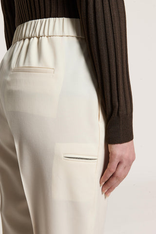 Zigarettenhose aus Wollgabardine