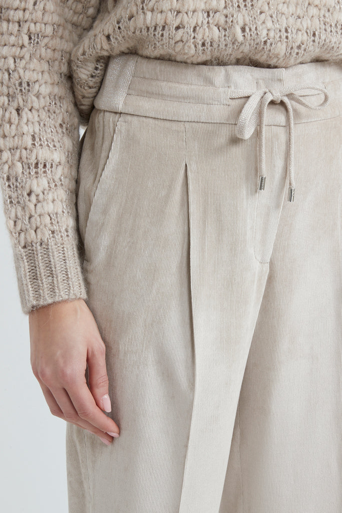 Needlecord carrot trousers  