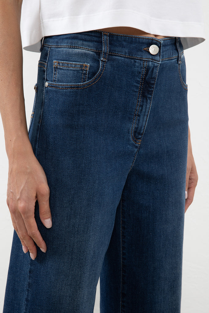 Light comfort cotton denim jeans  