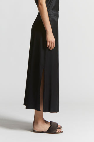 Long skirt in viscose satin