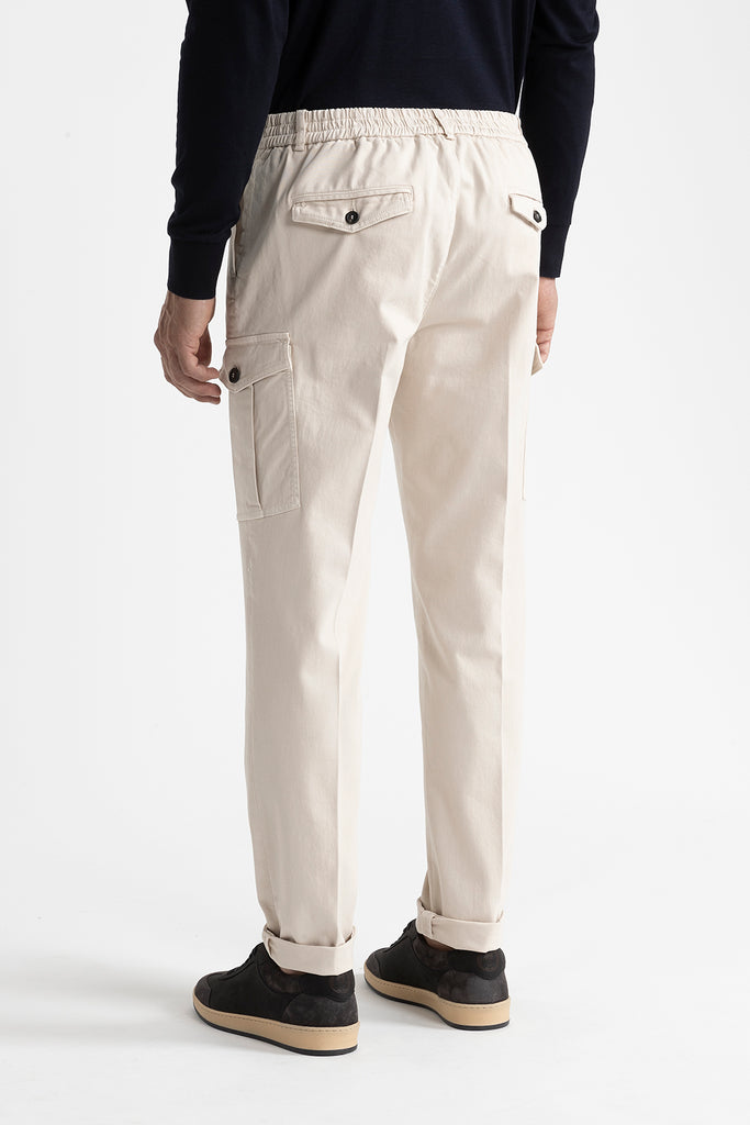 Cotton chinos with pockets  