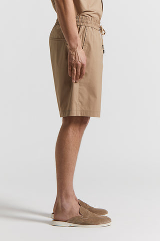 Lightweight stretch cotton shorts