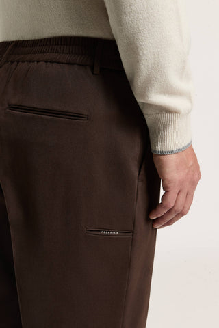 Pantalón «jogger» de gabardina de algodón