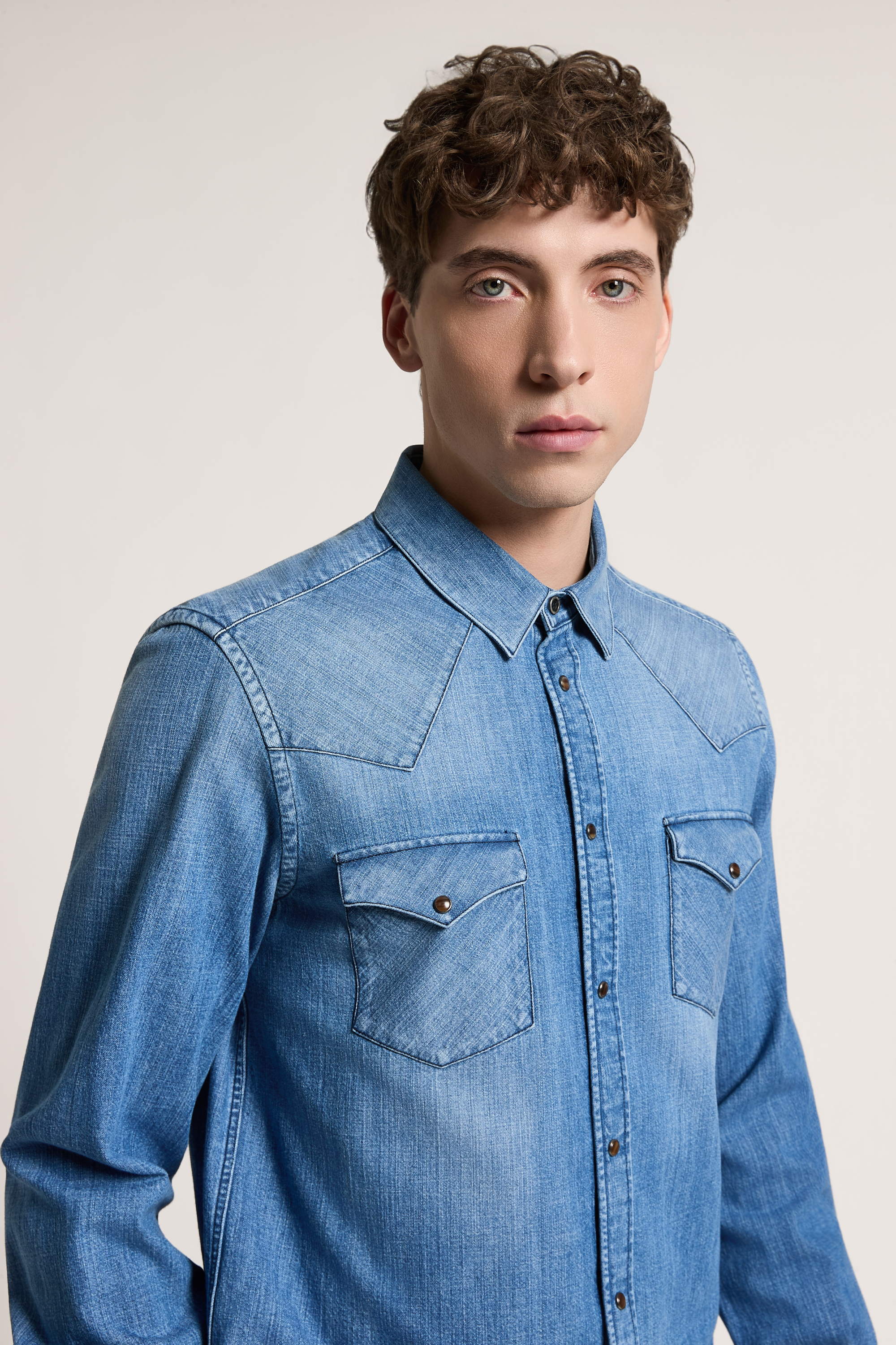 Men's Shirts Made in Italy | Peserico
