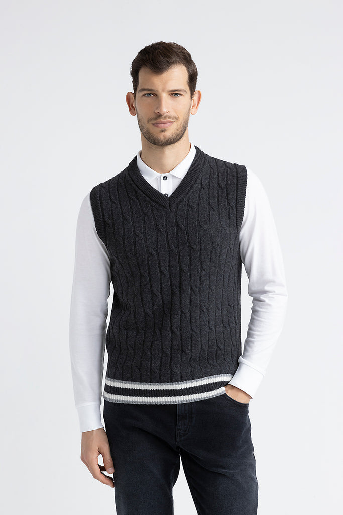 Wool and cashmere gilet  