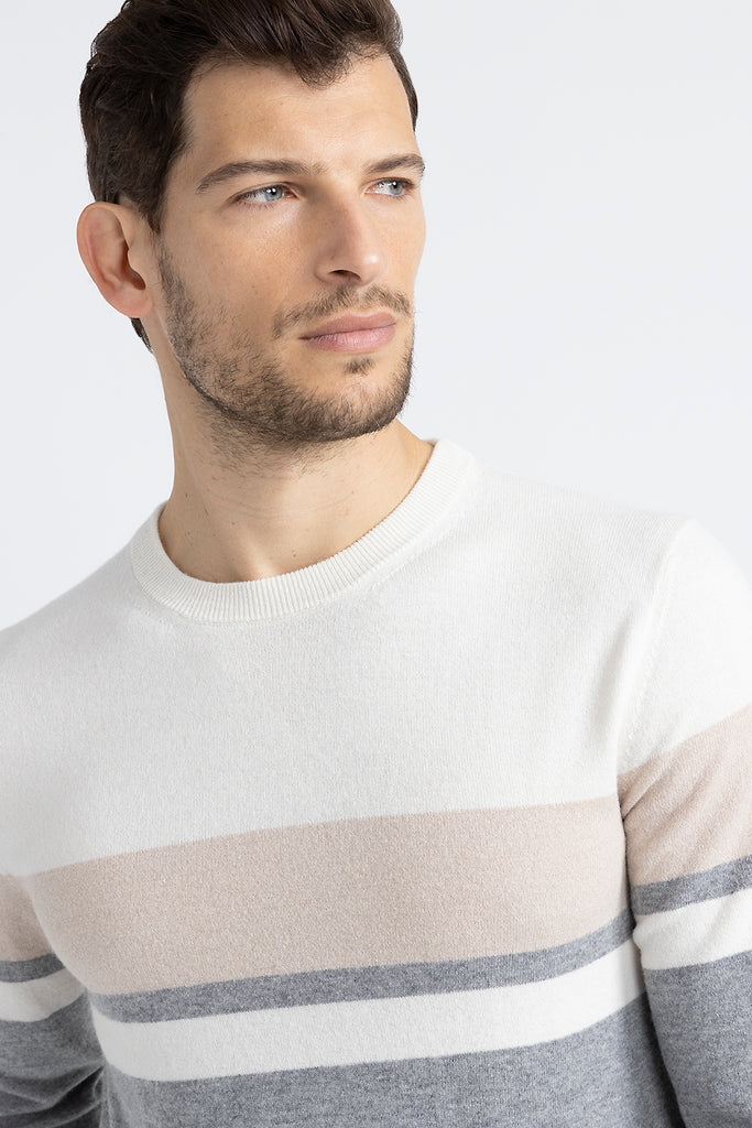 Wool and cashmere crewneck sweater  