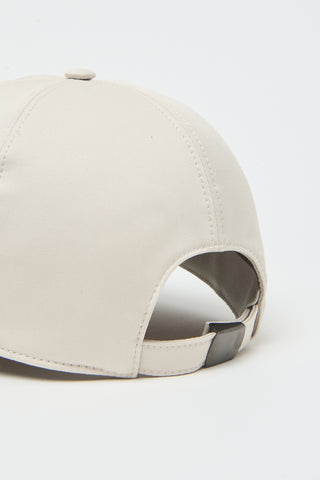 Baseball hat with embroidery