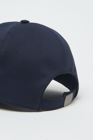 Baseball hat with embroidery