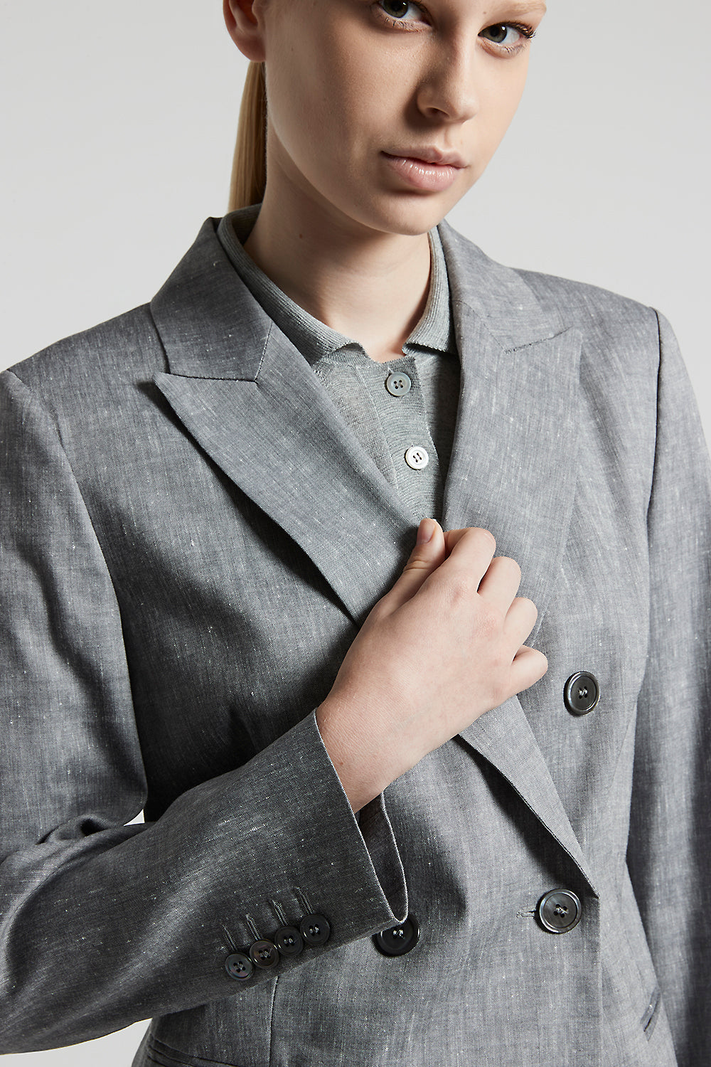 ボトムスその他 Peserico Tailored Double-Breasted Blazer Double-breasted blazer in silk crepe de chine | Peserico