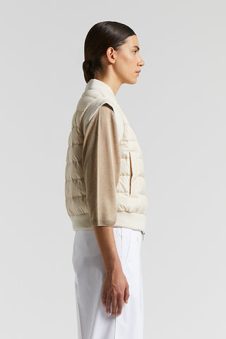 Short sleeveless down jacket with bomber collar