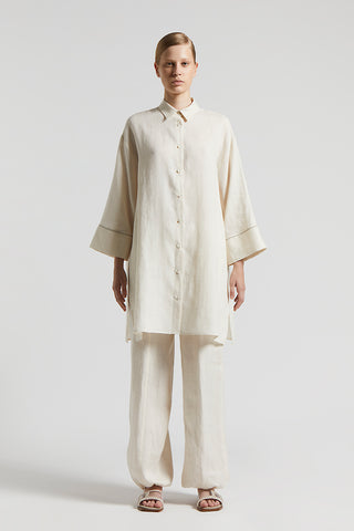 Shirt in fresh, light pure linen