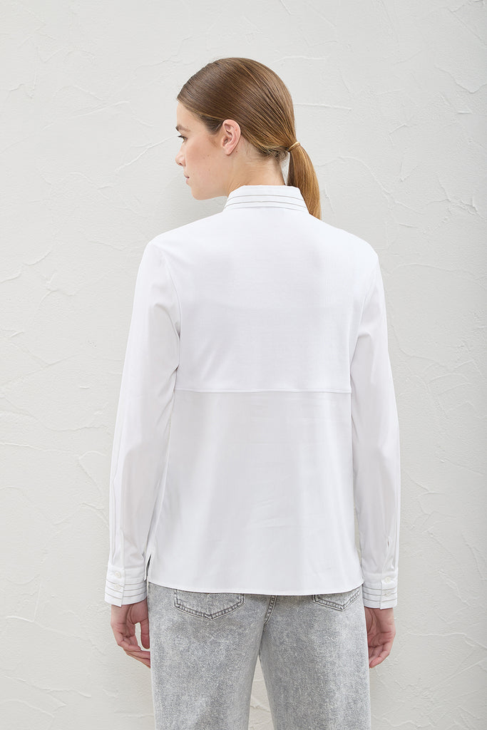 Comfortable shirt with Punto Luce collar and cuffs  