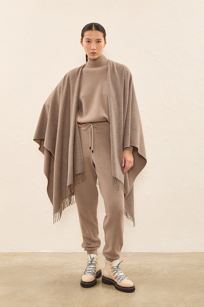 Fine wool and cashmere cape  