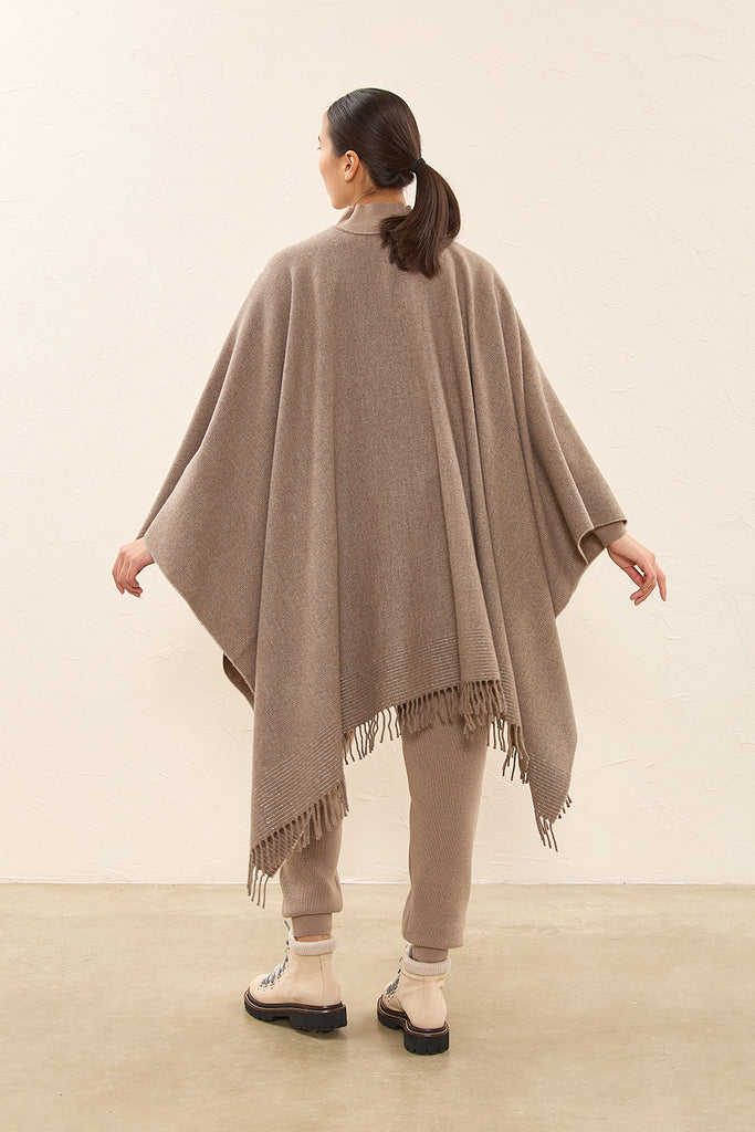 Fine wool and cashmere cape  