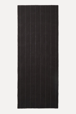 Pure virgin wool stole with Punto Luce detailing