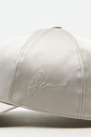 Satin-effect baseball cap