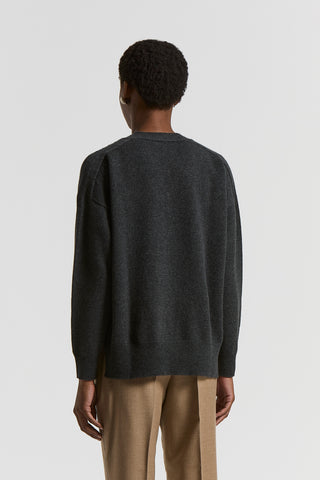 Pure cashmere V-neck jumper