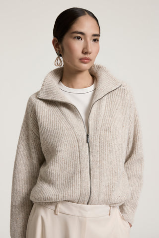 Look 025