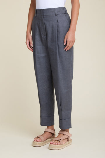 Relaxed 1 pleat trousers in slubbed wool and linen blend  