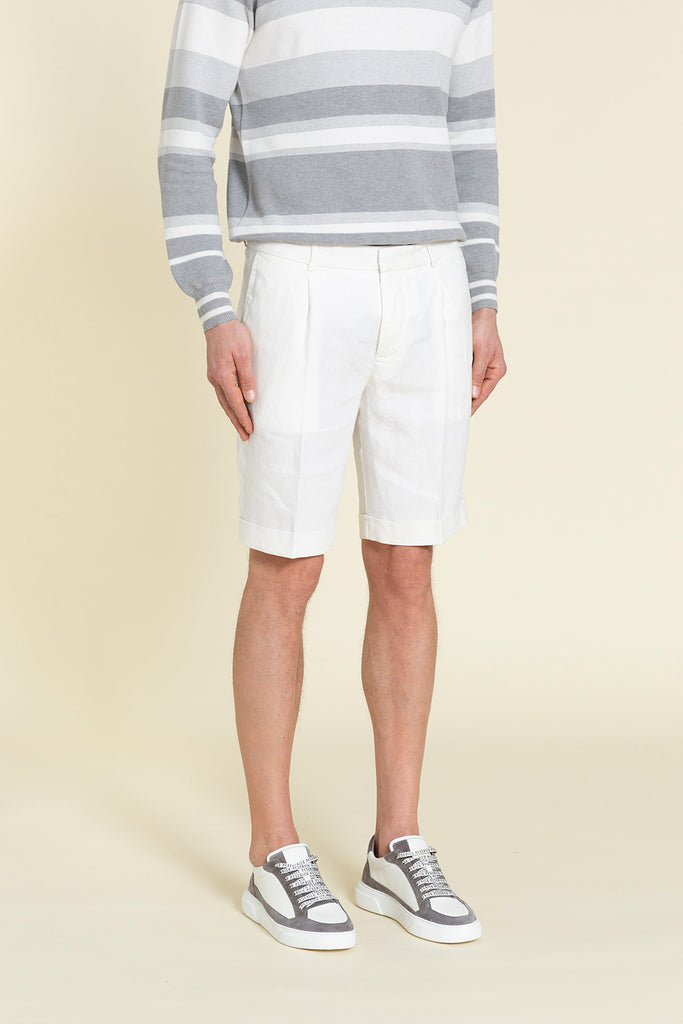 GARMENT-DYED BERMUDA SHORTS WITH PLEATS IN COTTON AND LINEN  