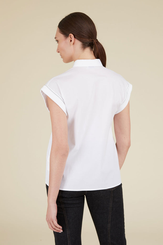 Sleeveless shirt in comfort cotton poplin with diamond cut chain trim around armholes  