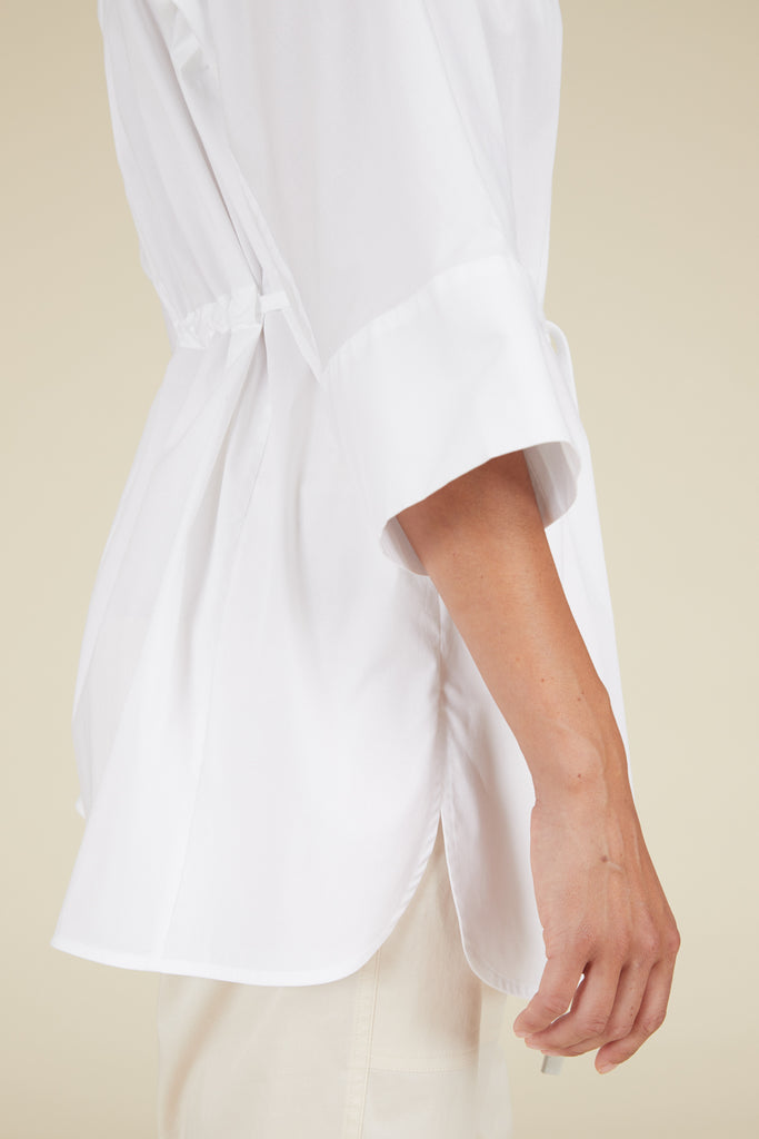 Loose shirt in comfort cotton poplin with drawstring waist  